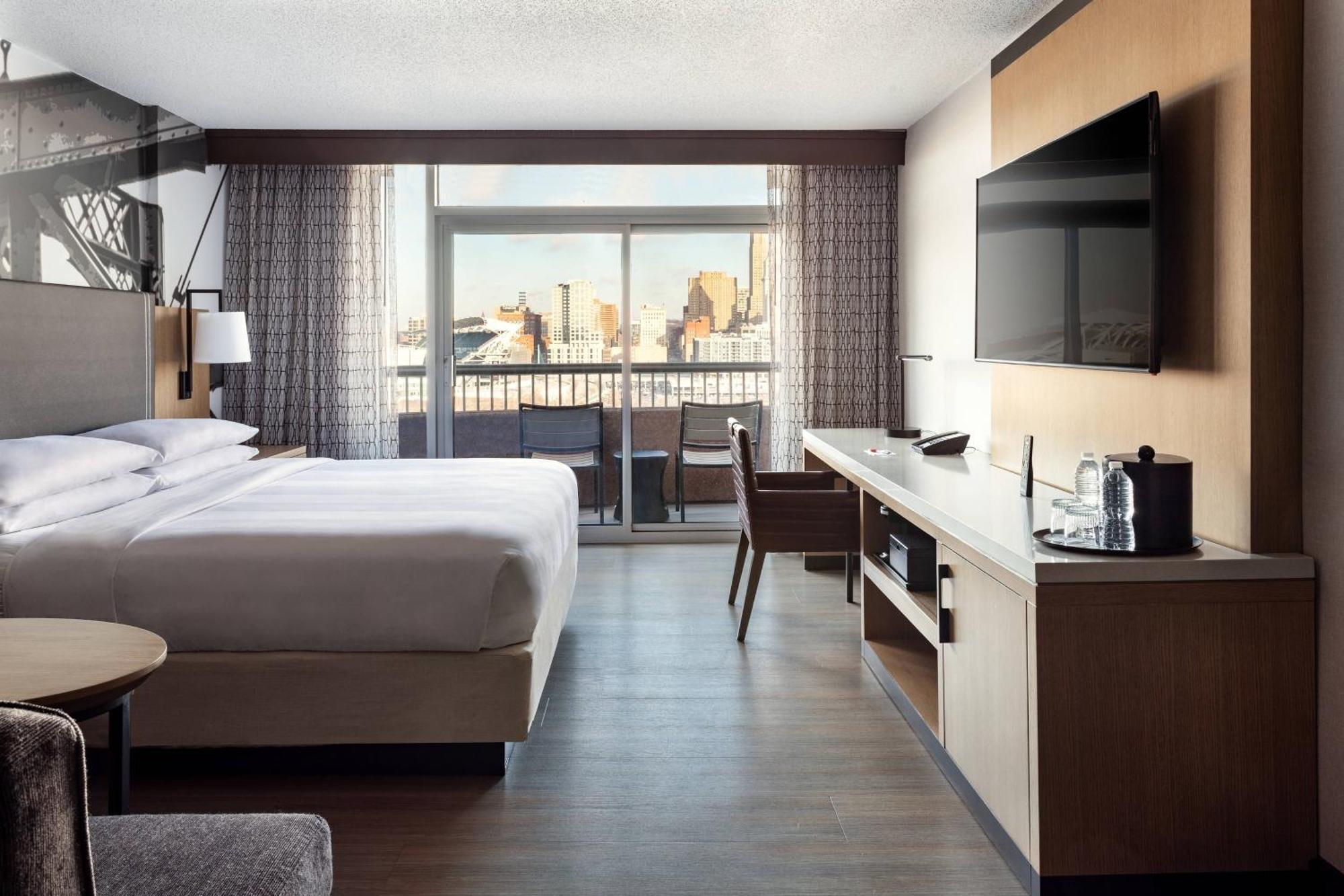 Cincinnati Marriott At Rivercenter Hotel Covington