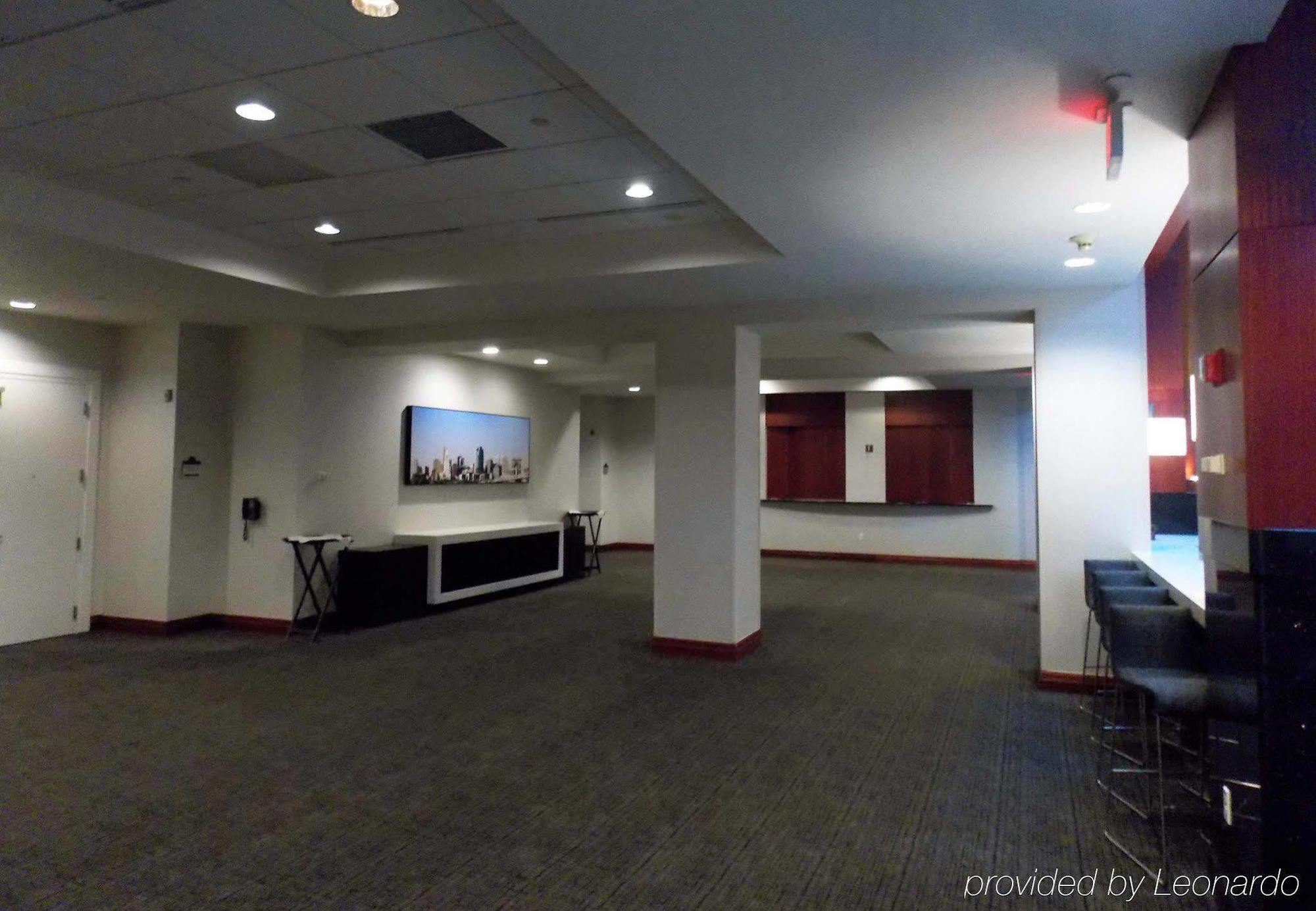 Cincinnati Marriott At Rivercenter 4*